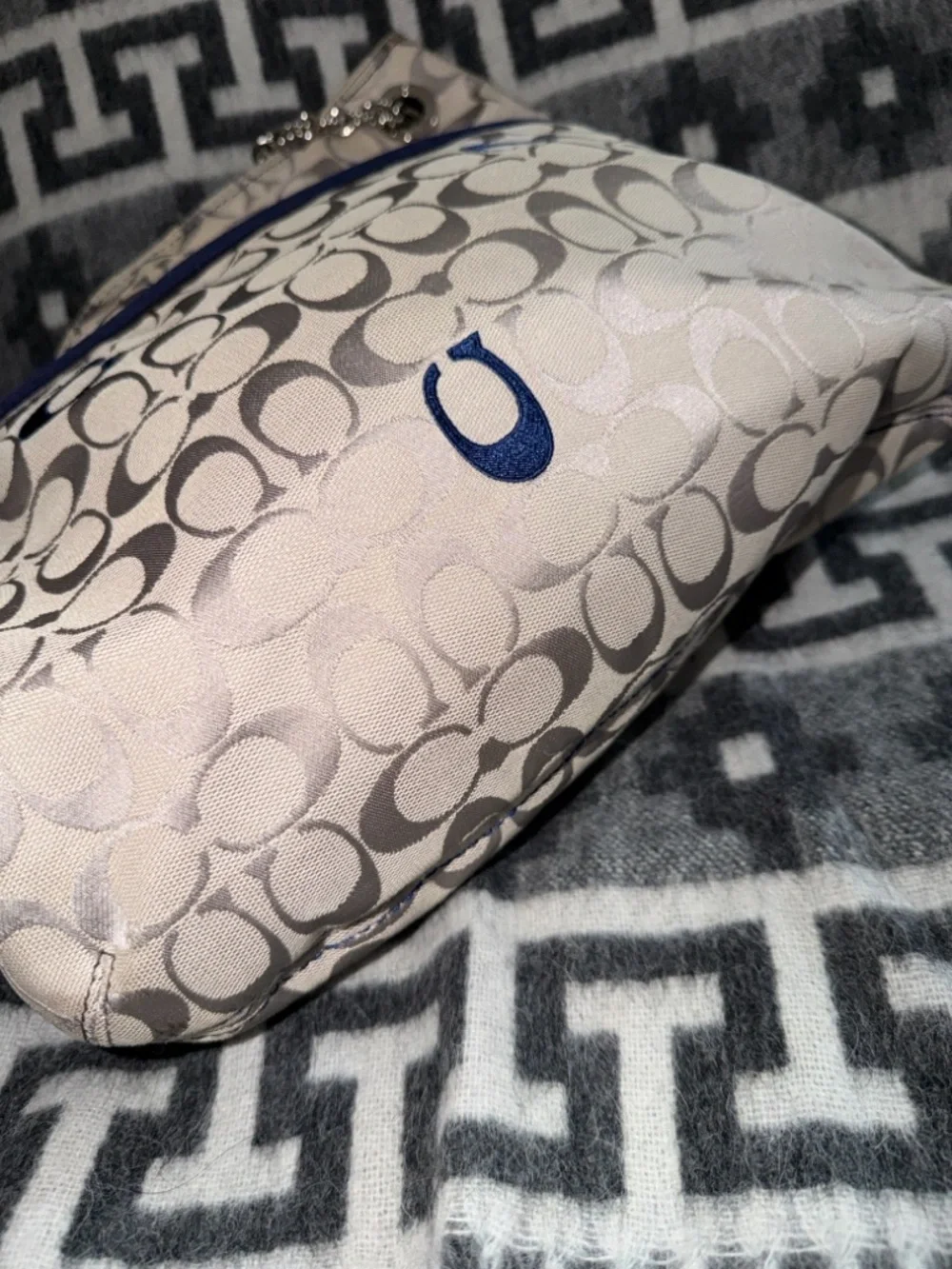 Coach Gray and Navy Shoulder Tote Silver Hardware - Picture 3 of 6